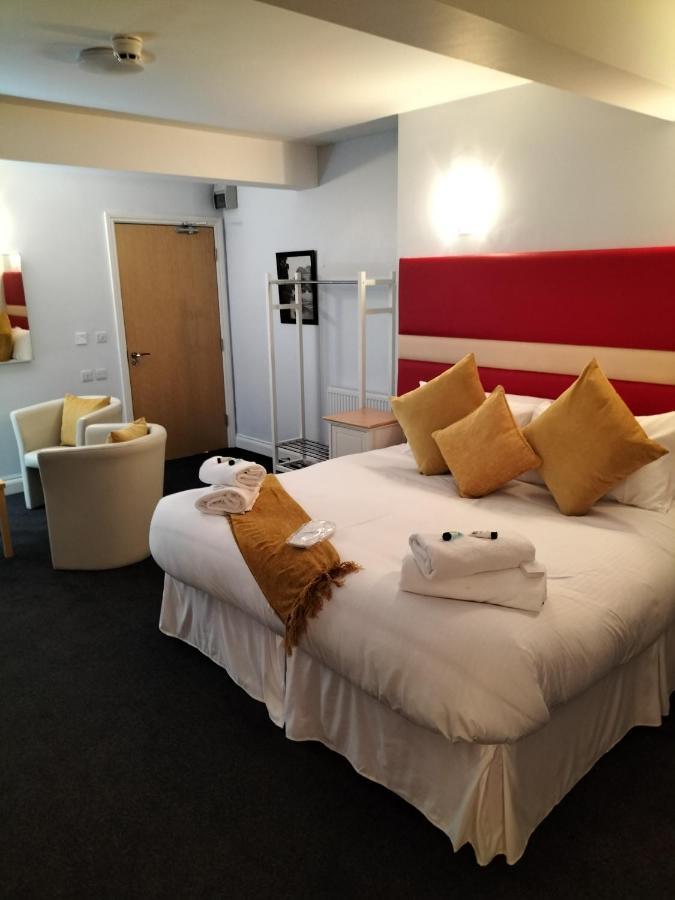 Sutherlands Hotel Gateshead Bagian luar foto
