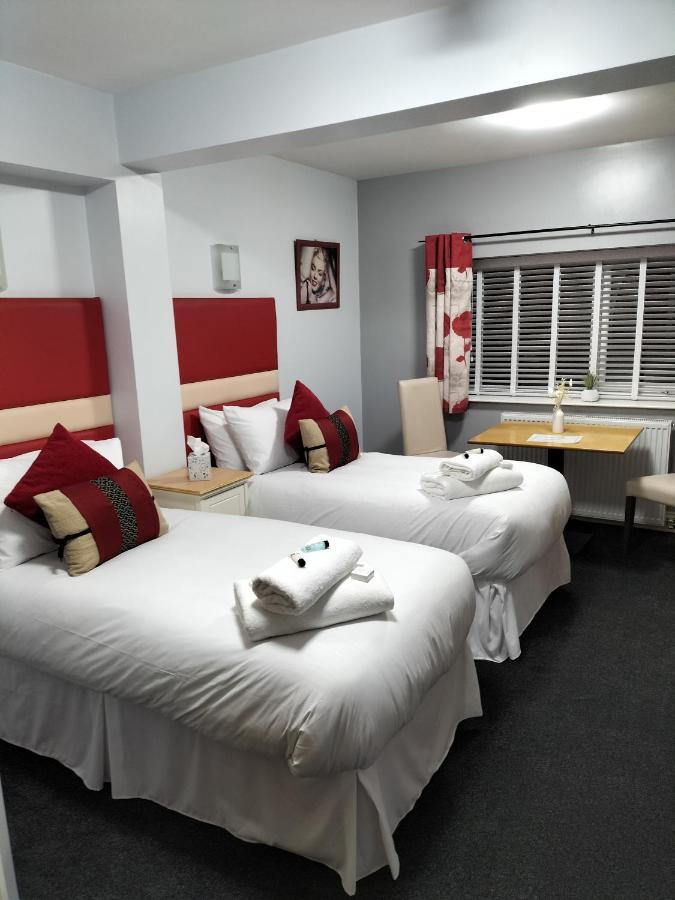 Sutherlands Hotel Gateshead Bagian luar foto
